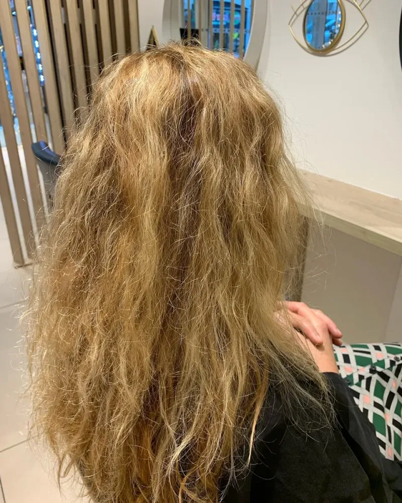 coiffeur blond coupe (1)